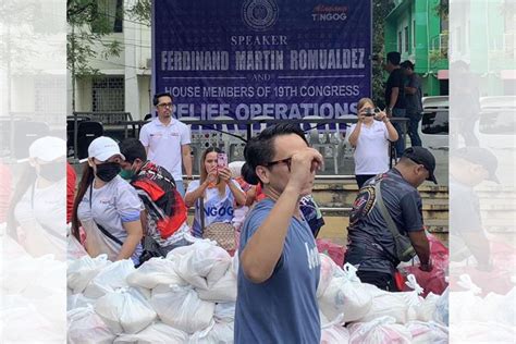 Davao flood victims get aid .